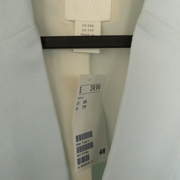 H&M blazer in baby blue - Picture 4 of 6